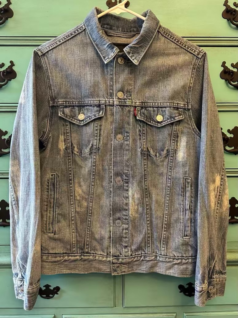 Levi's Distressed Denim Trucker Jacket Style 57511 - Size Large